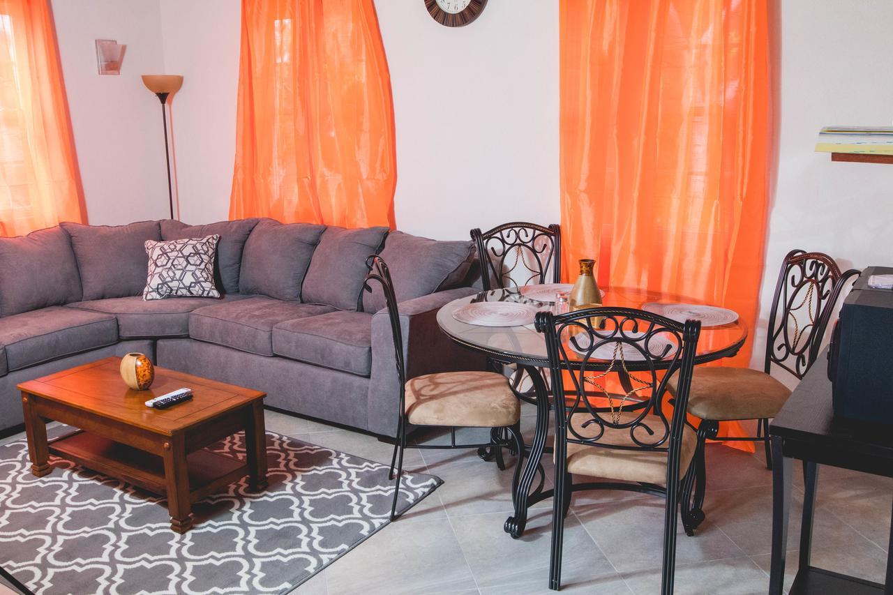 Frontline Apartments Christ Church Bagian luar foto